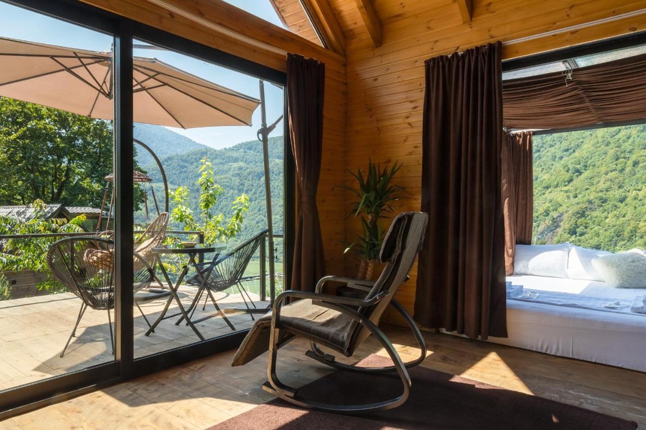 Vila Woodpecker Ვუდფექერი Batumi Exteriér fotografie